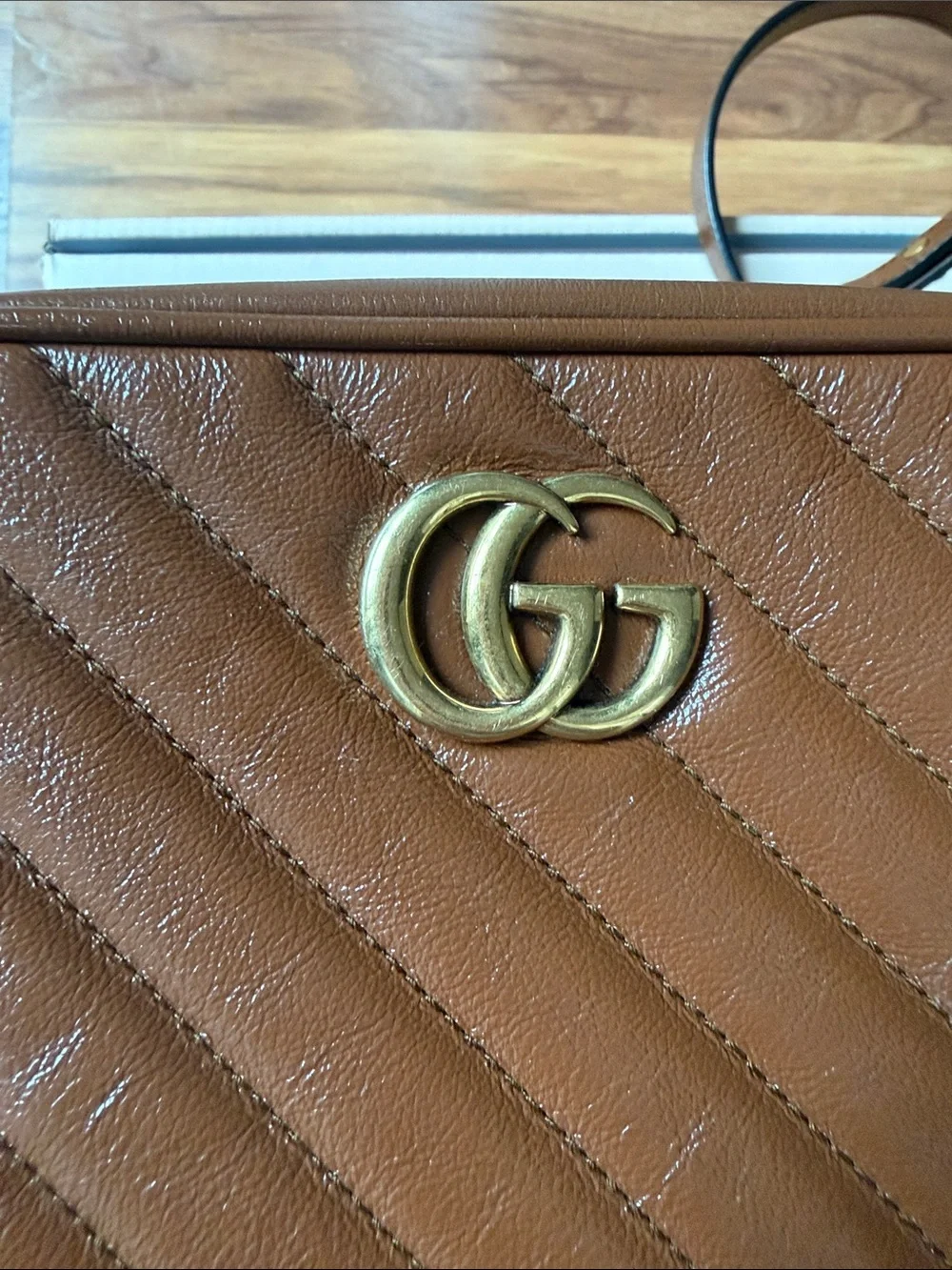 Gucci Brown Chevron GG Small Camera Crossbody - Picture 2 of 9